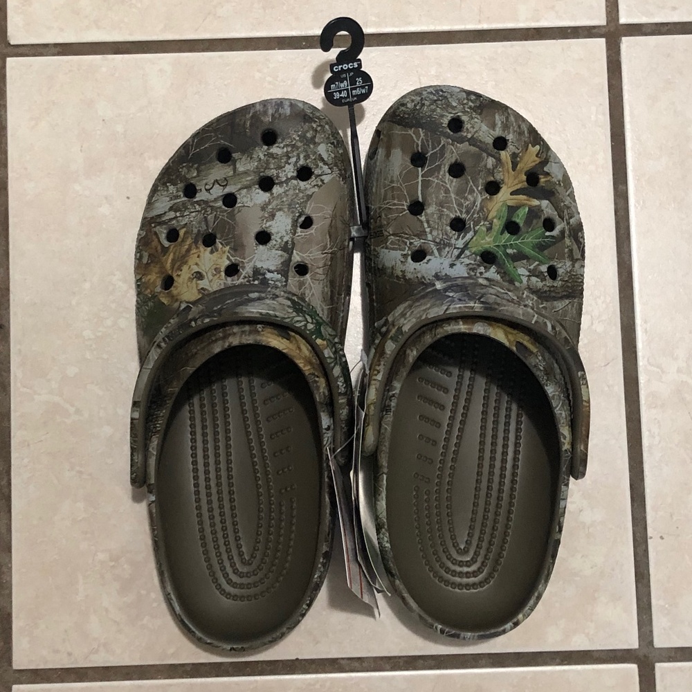 CROCS Realtree Edge Unisex Men’s 7/Women’s 9